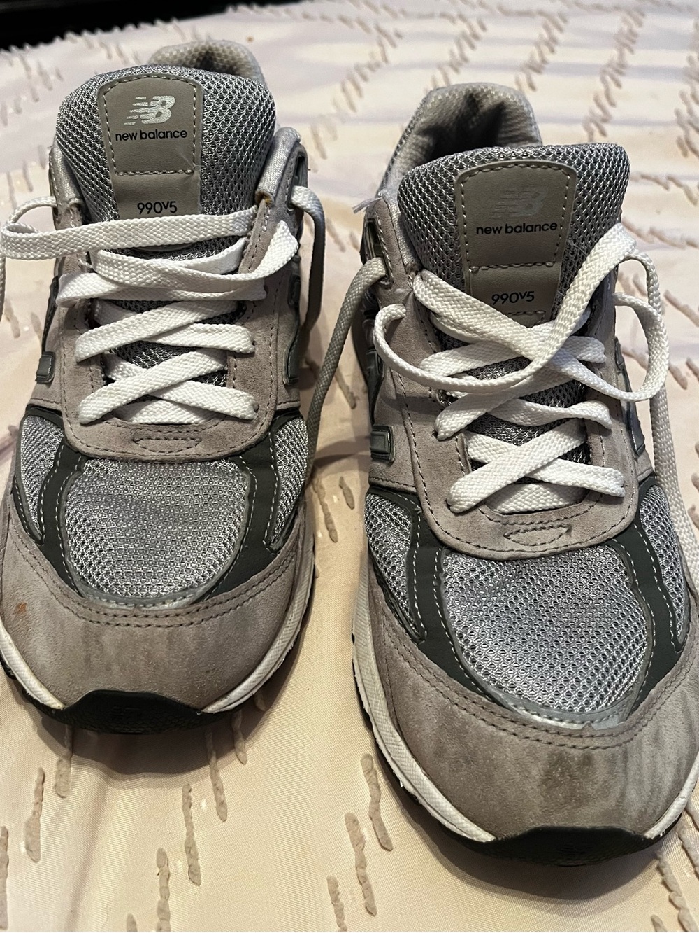 New Balance Men’s 990v5 Gray and White Athletic Sneakers
